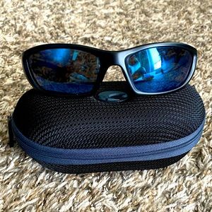 Costa Man-O-War sunglasses